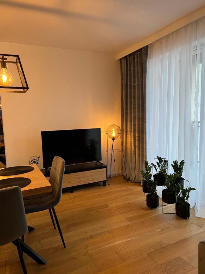 Family & Business Elegant Apartments, Kadzielnia, Wdk, Stadion Korona -1 Bedroom, Terrace, Garage, New! Кельце Екстер'єр фото
